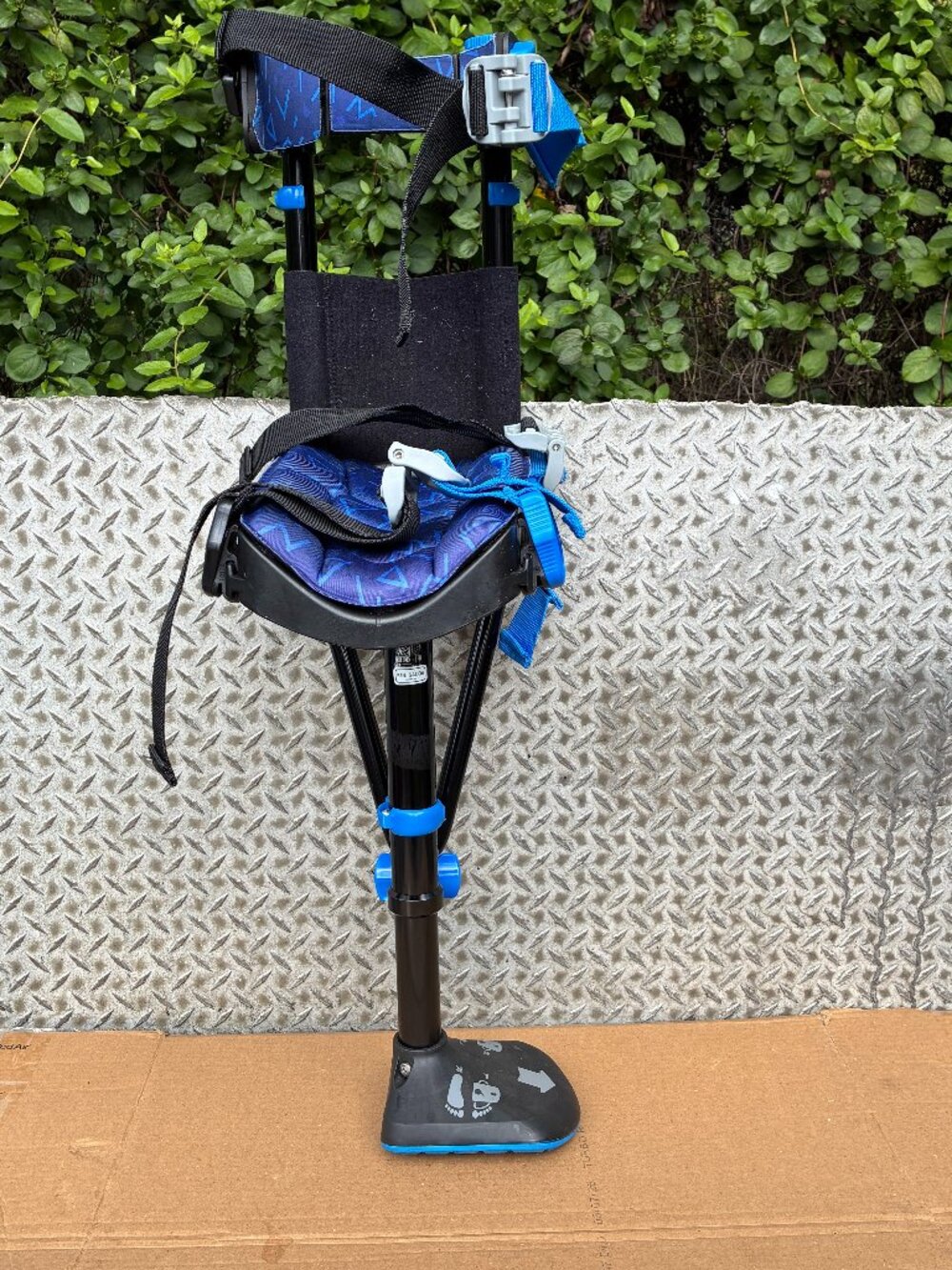 iWALK 3.0 Hands Free Knee Crutch Walker Alternative Adjustable Mobility Aid